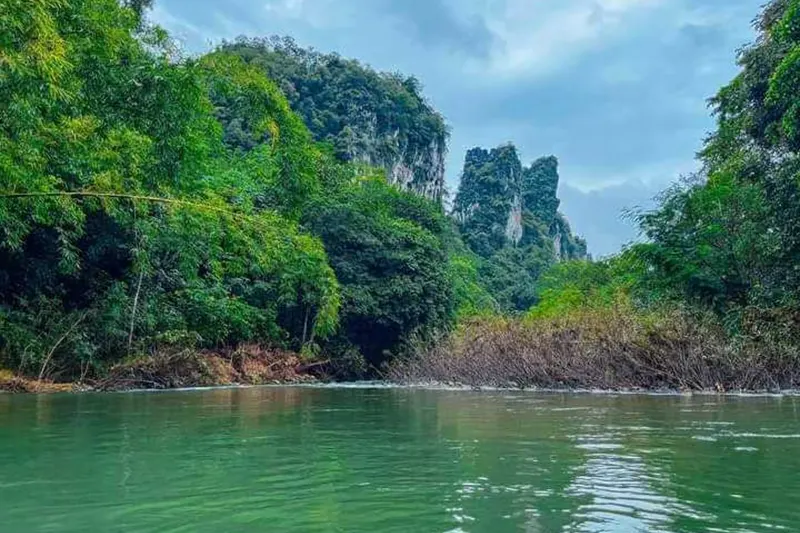 River Tubing Khao Sok
